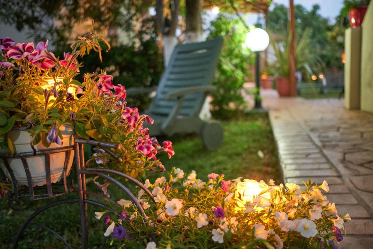 Villa Sandra Litheres 外观 照片
